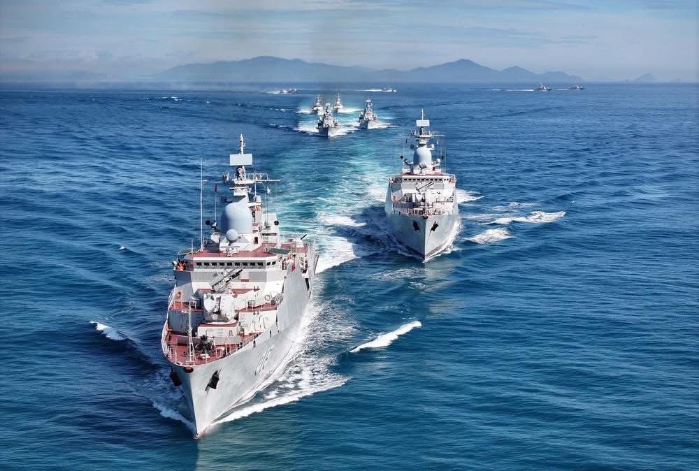 Diễu Binh Hải Quân Bình Ba Tàu Hải Quân